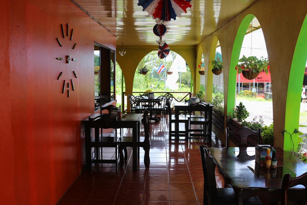 Hotel Las Flores Fortuna La Fortuna Exteriér fotografie