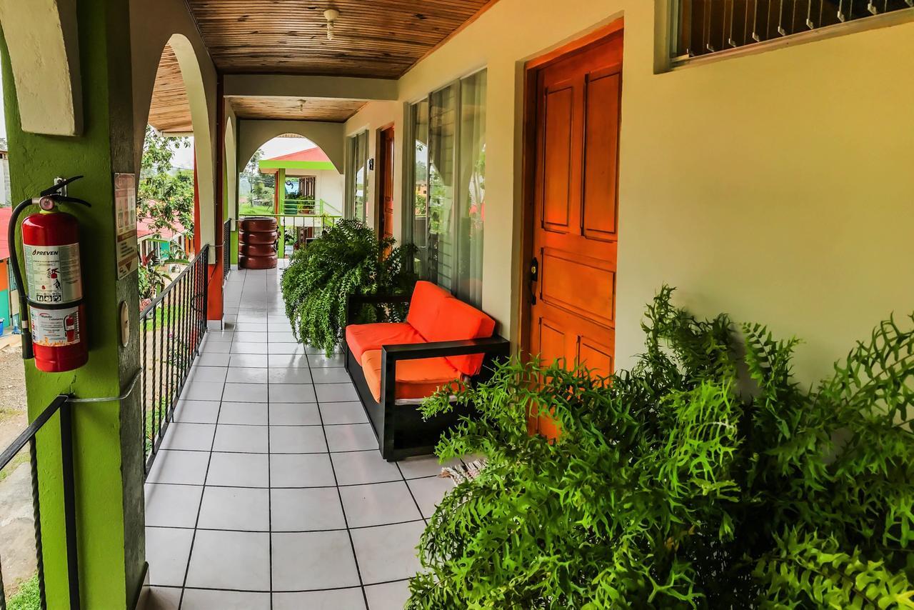 Hotel Las Flores Fortuna La Fortuna Exteriér fotografie
